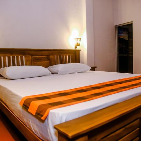 Little Angels Bed & Breakfast Мириса Екстериор снимка