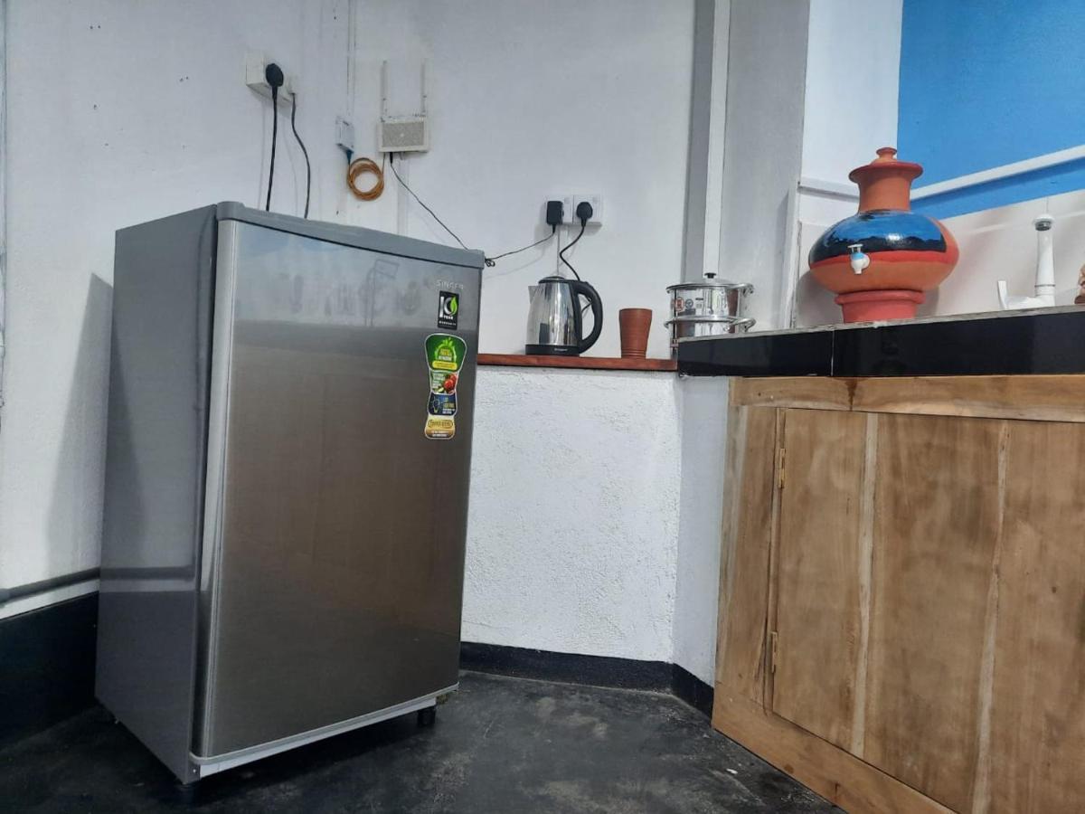 Little Angels Bed & Breakfast Мириса Екстериор снимка
