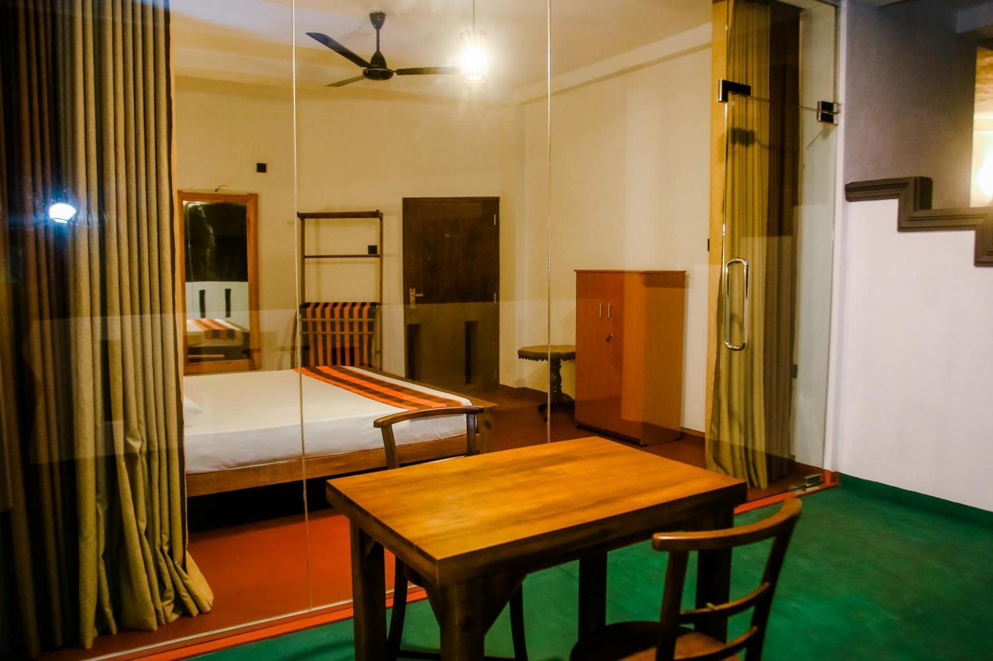 Little Angels Bed & Breakfast Мириса Екстериор снимка