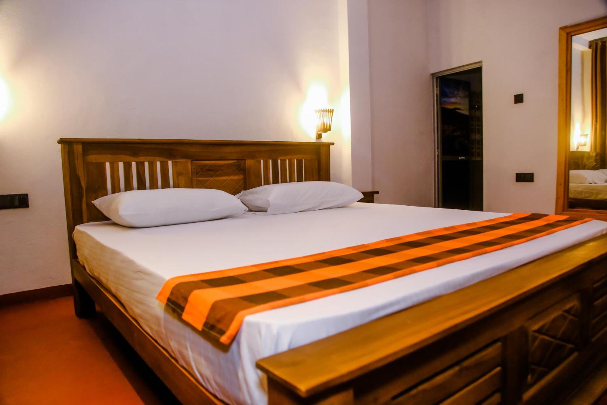 Little Angels Bed & Breakfast Мириса Екстериор снимка