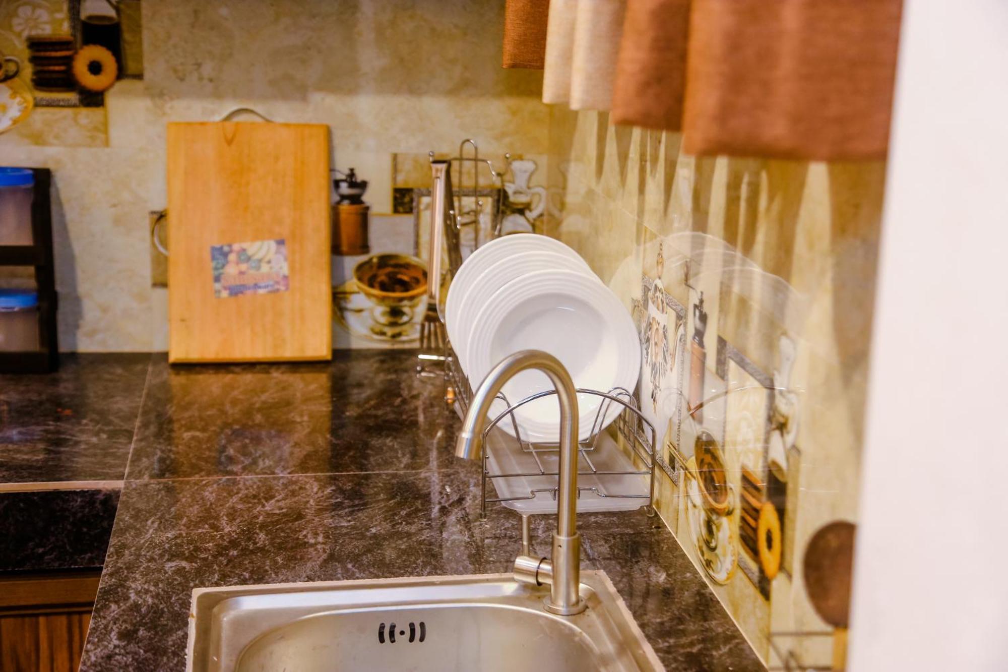 Little Angels Bed & Breakfast Мириса Екстериор снимка