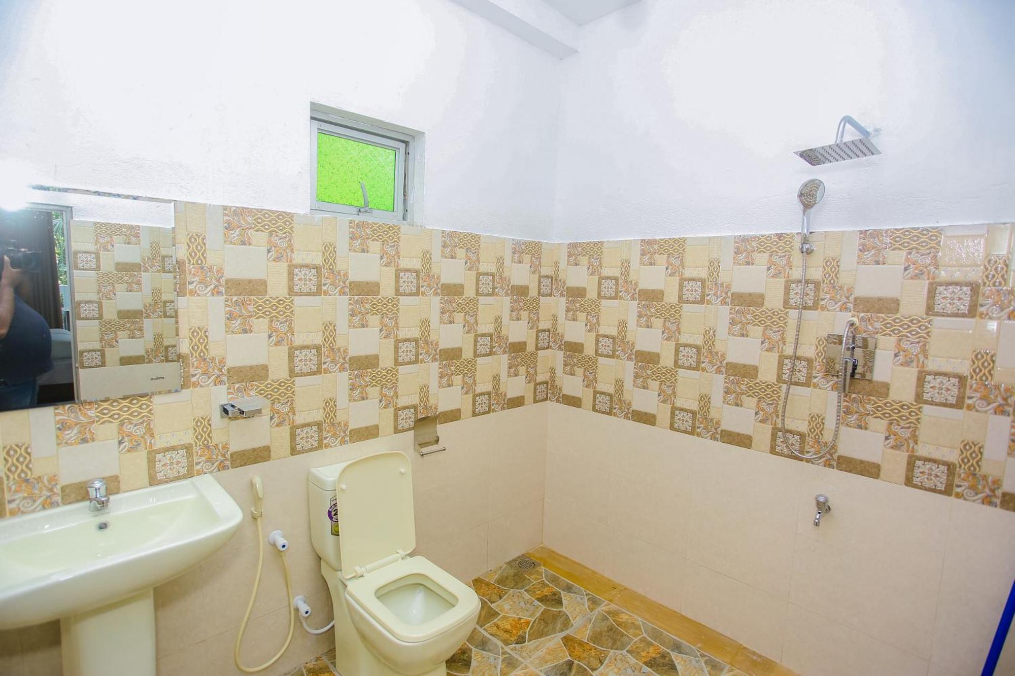 Little Angels Bed & Breakfast Мириса Екстериор снимка