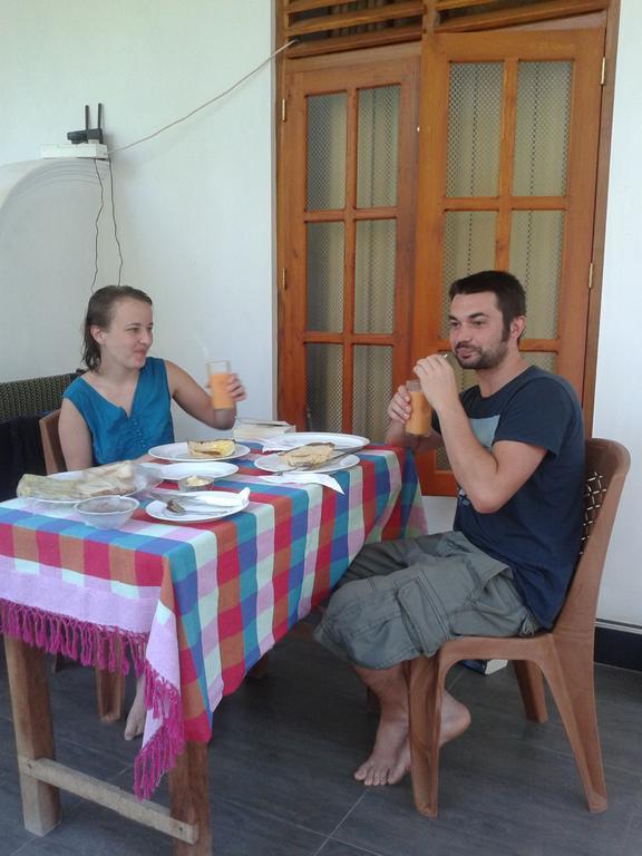 Little Angels Bed & Breakfast Мириса Екстериор снимка